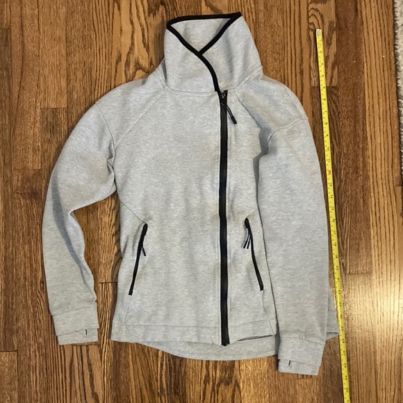 Champion Jacket, like new - Picture 2 of 6